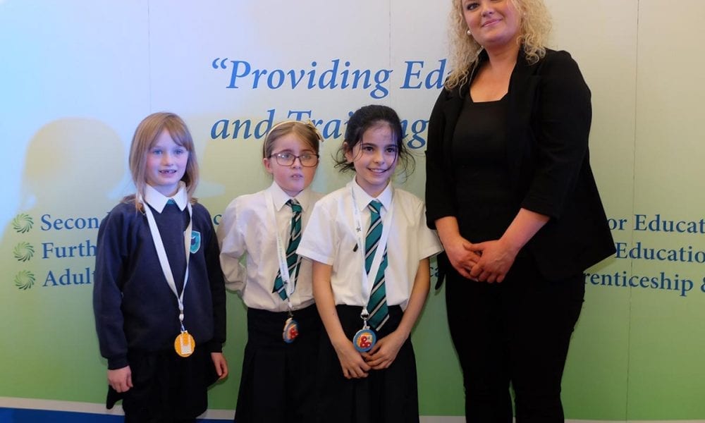 Drumhillery Primary School Students receive their medals from Laura Brady Project Co ordinator CMETB The Lego Mindstorm project brings children and teachers from primary schools together for Lego Mindstorm Workshops and subsequently for Space Challenge Competitions and Exhibitions of Project work and Project Sharing ideas. Peace by PIECE Lego Mindstorm funded by Peace IV co-ordinated by CMETB Tommy Makem Centre Keady Co.Armagh 9 3 2019 CREDIT: LiamMcArdle.com