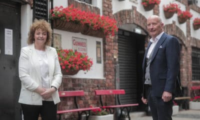 Communities Minister, Carál Ní Chuilín MLA, has announced Executive agreement on proposals that will transform and modernise the liquor licensing law, striking a balance between tackling alcohol abuse and bolstering the hospitality industry. The Minister is pictured with Chief Executive of Hospitality Ulster Colin Neill.