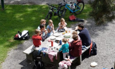 family covid outdoor