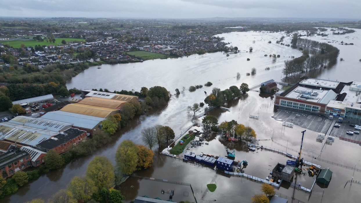 Aerial photo of Portadown flooding